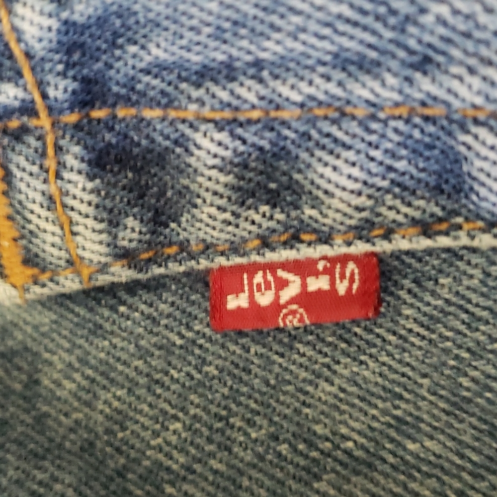 ❤ VINTAGE | 90s Levi's 501 Button Fly Jeans Medium Wash - Picture 8 of 12